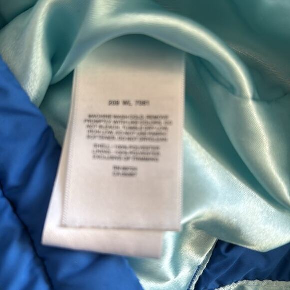 Columbia Women's Blue Quilted Sleeveless Puffer Vest Zip Front sz S Pockets - Picture 4 of 6